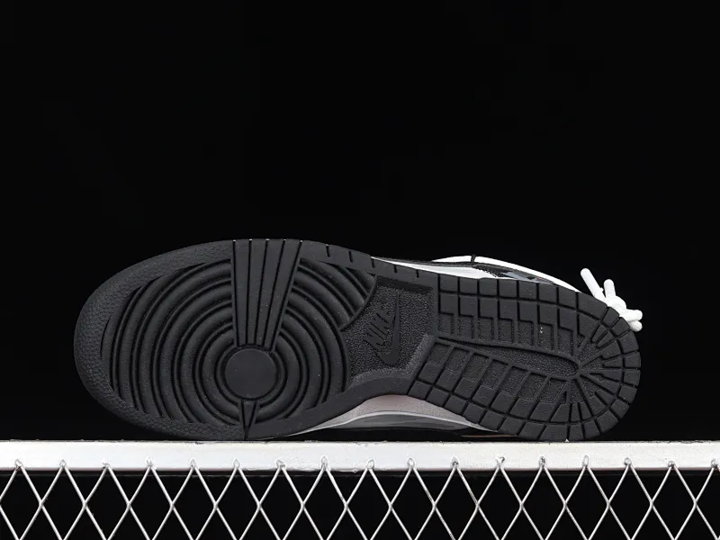 All categories Nk SB Dunk series Nk SB Dunk Low low-top sneakers F version Nk Dunk Low strap deconstruction SB smashed backboard fashion casual sneakers DD3363-002